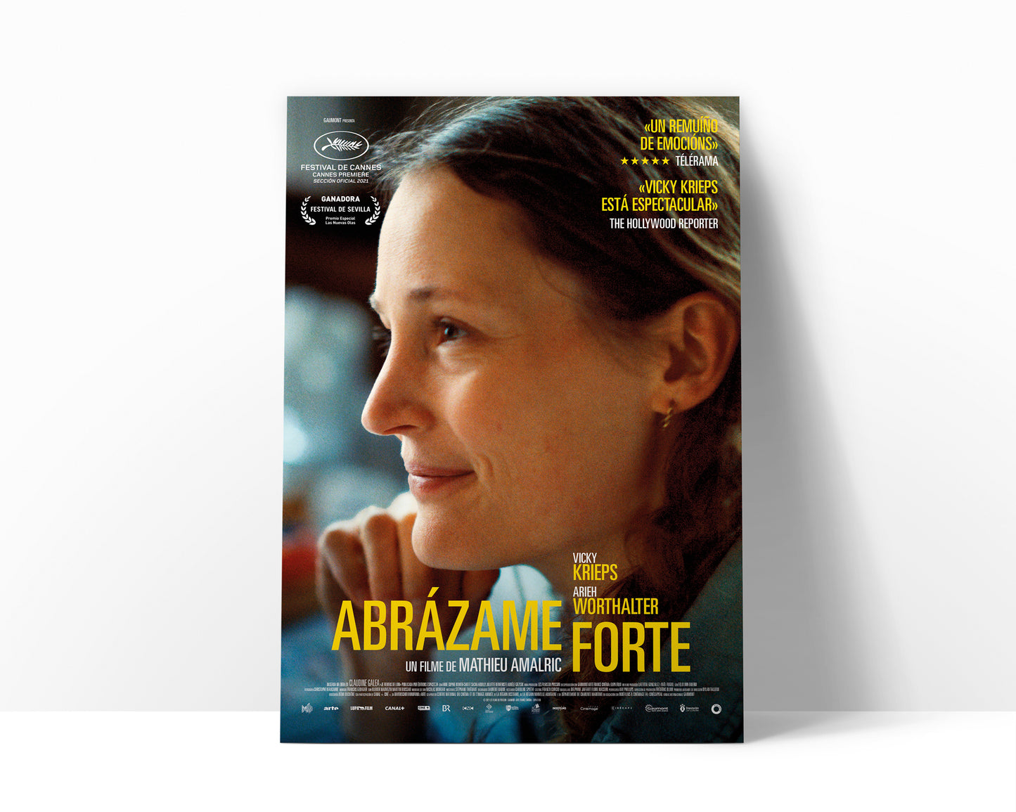 Póster de ‘Abrázame fuerte’ (Mathieu Amalric)